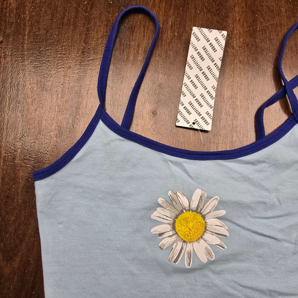 NEW NWT Truly Madly Deeply Blue Daisy Lightweight Crop Tank | Size XS - Picture 3 of 7
